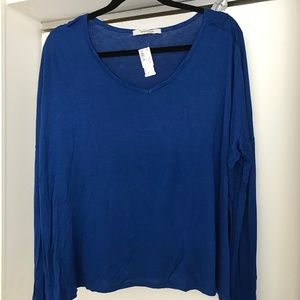 Brand new v-neck longsleeve top in cobalt blue